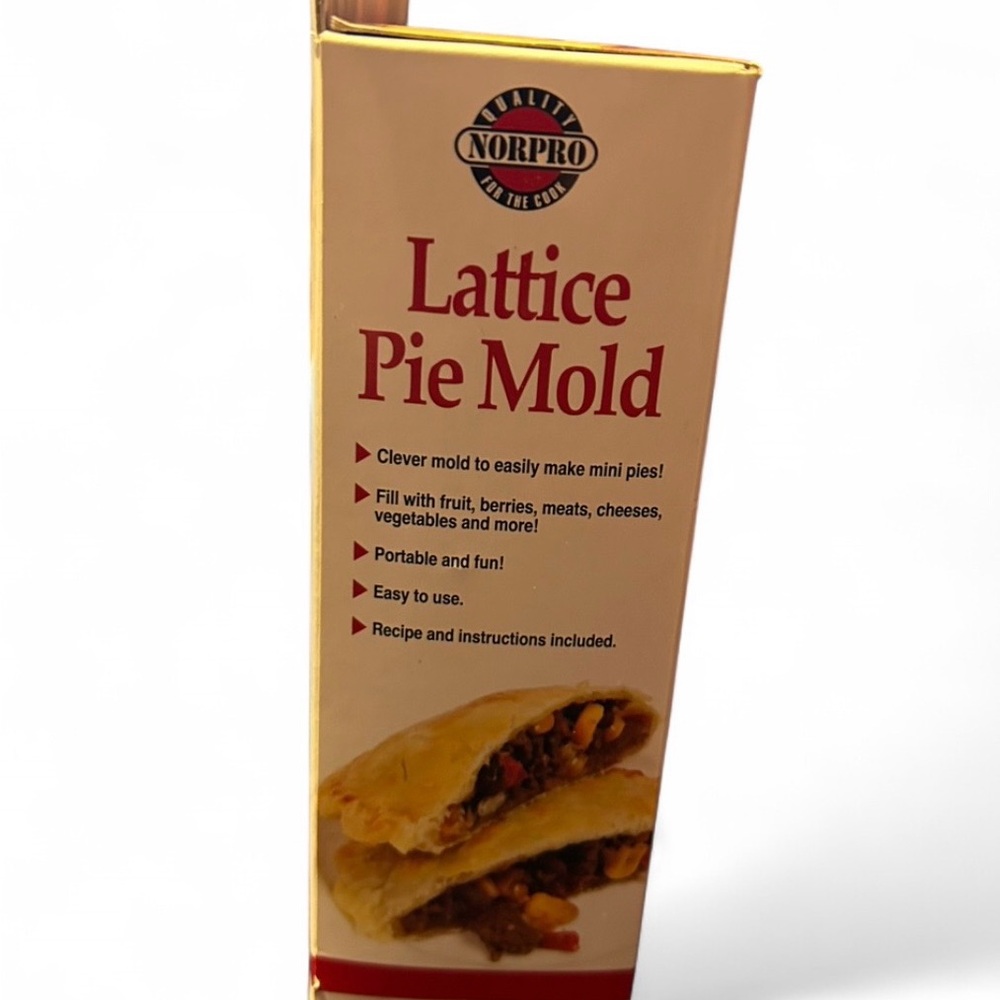 Lattice Pie Mold New in Package NORPRO - Picture 4 of 7